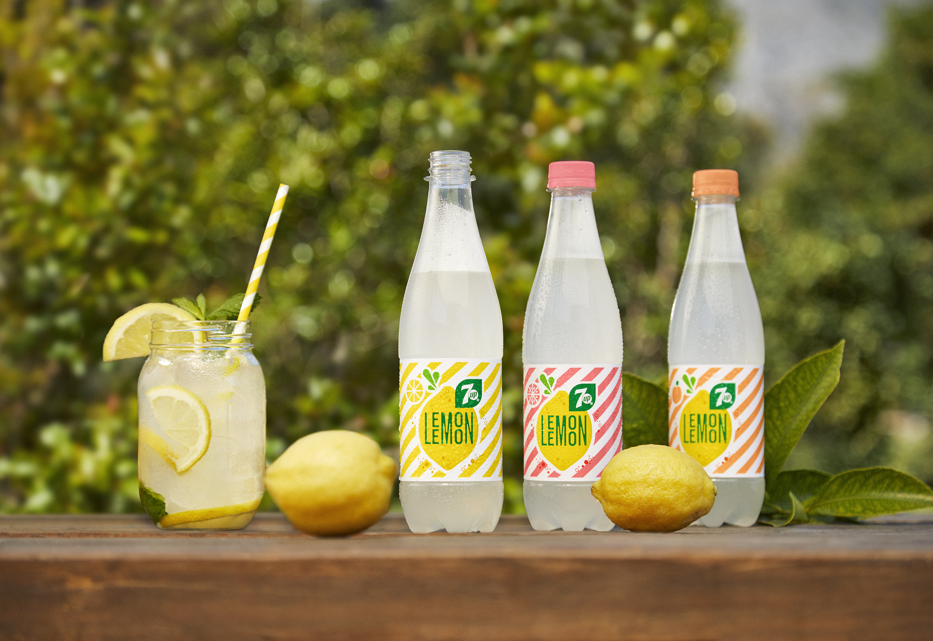 Напитки со вкусом лимона. 7up Lemon Lemon. Лимонный Севен ап. Севен ап лимон лимон. Газировка Лемон Лемон Севен ап.