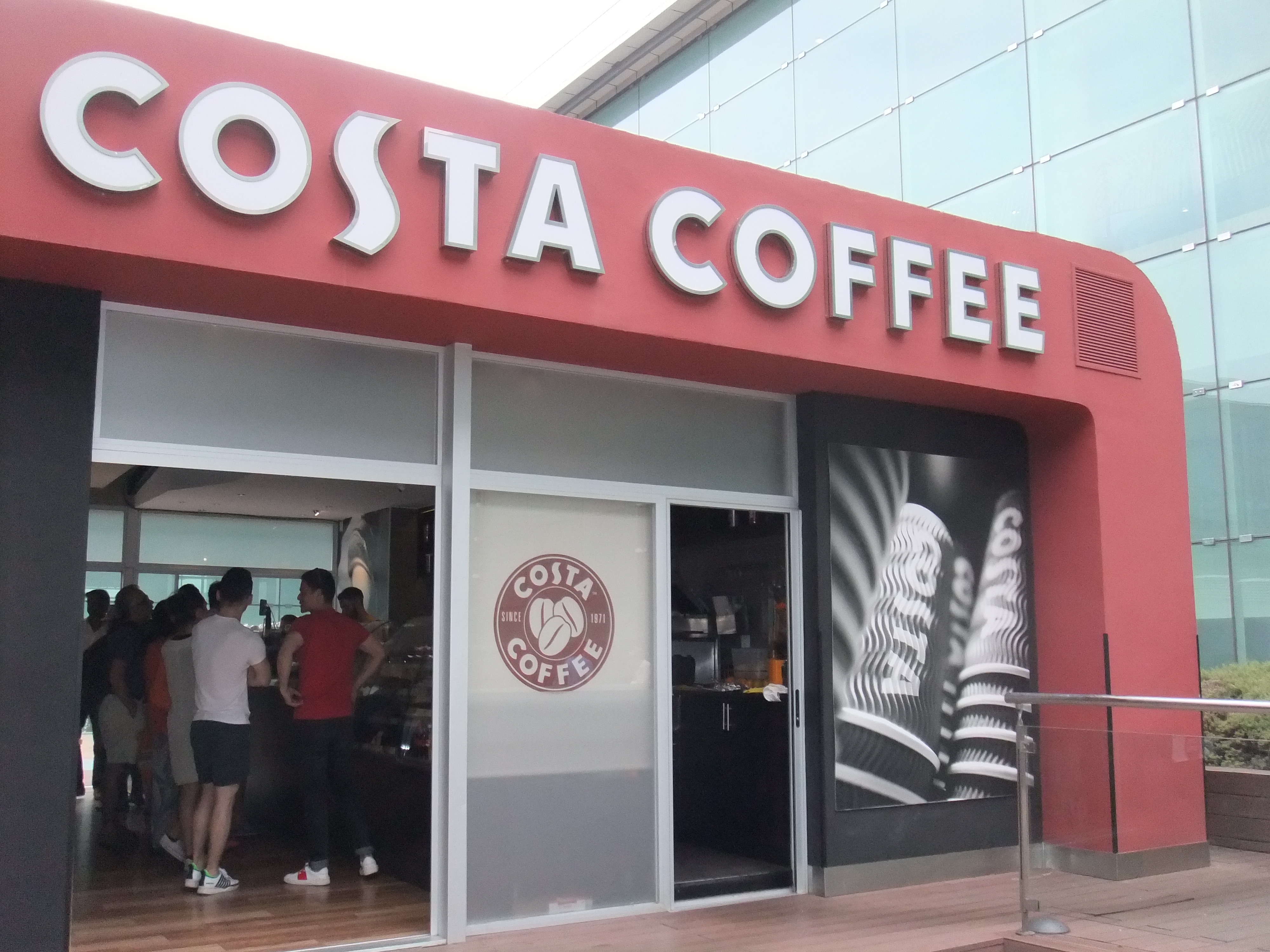 Costa Coffee, McCafé Starbucks grootste koffiecaféketens van Europa